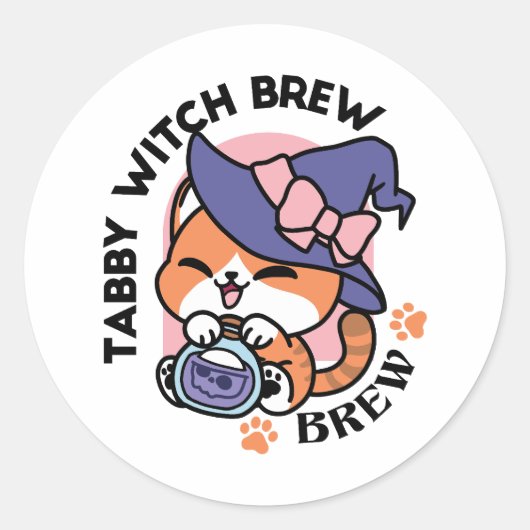 Sticker Rond Tabby Witch Brew – Joli Design de Chat d'Halloween (Devant)
