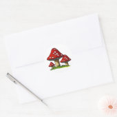 Sticker Rond Tabourets rouges, Champignons : Art libre (Enveloppe)