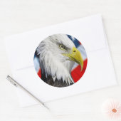 Sticker Rond Tête de Bald Eagle et drapeau américain (Enveloppe)