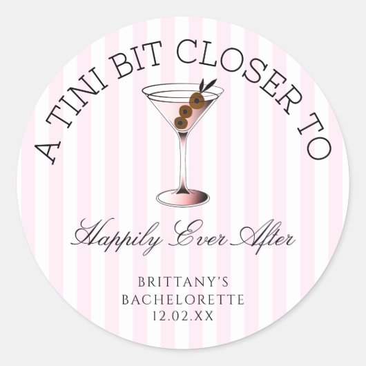 Sticker Rond Tini Un Peu Plus Près À Heureux Jamais Après Bache (Devant)