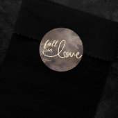 Sticker Rond Tomber amoureux de l'automne | Mariage Brown rusti