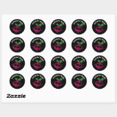 Sticker Rond Totalement Rad Funny Veggie Radish Pun Dark BG (Feuille)