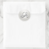 Sticker Rond TOUS LES INITIALES Script en argent sur blanc (Sac)