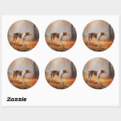 Sticker Rond Treeing Walker Coonhound dans les feuilles d'autom (Feuille)