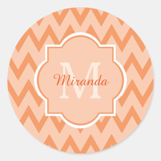 Sticker Rond Trendy Orange Chevron Zigzag Nom et Monogramme (Devant)