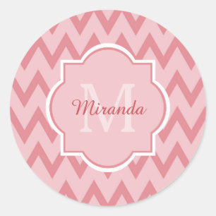 Sticker Rond Trendy Pink Chevron Zigzag Nom et Monogramme