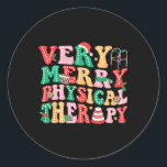 Sticker Rond Très Joyeux Physiothérapie Pt Noël Physique<br><div class="desc">Thérapie physique très joyeuse Pt Thérapiste physique de Noël</div>
