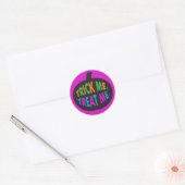 Sticker Rond Trick Me Traite, Halloween Multi-Couleur (Enveloppe)