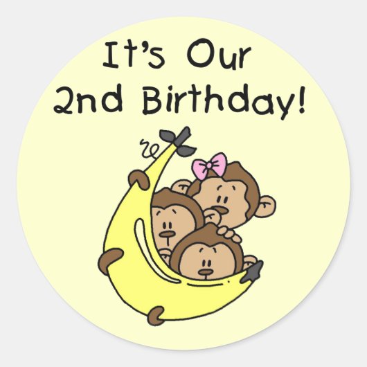 Sticker Rond Triplets 2e - Deux garçons / Un tee-shirt fille (Devant)