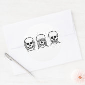 Sticker Rond Trois crânes sages, voyez, écoutez, ne parlez pas (Enveloppe)