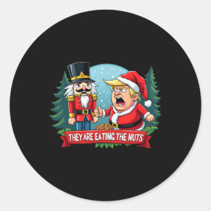 Sticker Rond Trump Santa Claus Avec Casse-Noisette Ils Mangent