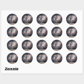 Sticker Rond Un astronaute spatial joue au baseball (Feuille)