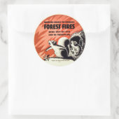 Sticker Rond Un autre ennemi à la conquête des feux de forêt Vi (Sac)
