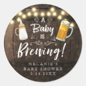 Sticker Rond Un Bébé brasse Baby shower Favoriser (Devant)
