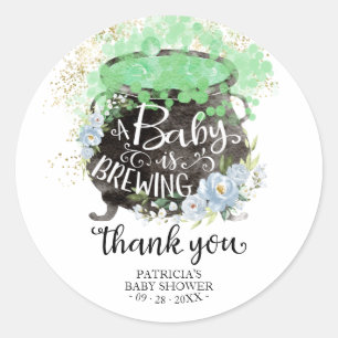 Sticker Rond Un bébé est en train de brasser Halloween Baby Sho