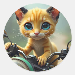 Sticker Rond Un chat jaune aux oreilles noires et aux grands ye
