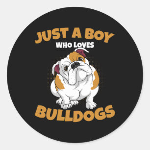 Sticker Rond Un Garçon Qui Aime Les Bulldogs Anglais Les Garçon