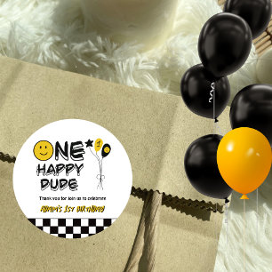 Sticker Rond Un joyeux Mec Jaune sourire premier garçon 1er ann