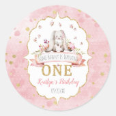 Sticker Rond Un lapin devient un 1er anniversaire Favor (Devant)