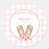 Sticker Rond Un Lapin Est En Train De Tourner Une Fille Rose (Devant)