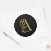Sticker Rond Un monogramme bouclé sur noir (Enveloppe)