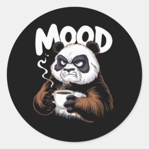 Sticker Rond Un panda grincheux tenant une tasse de café