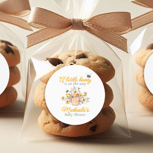 Sticker Rond Un Petit Miel Sur Le Chemin Baby shower Aquarelle