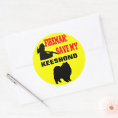 Sticker Rond Un pompier sauvegarde ma clé (Enveloppe)