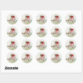 Sticker Rond Un Singe Assis Observant Un Insecte (Feuille)