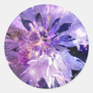 Sticker Rond Une abeille magique au miel