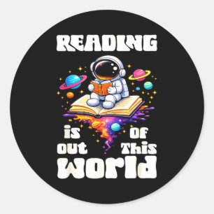 Sticker Rond Une lecture amusante est un espace hors de ce mond