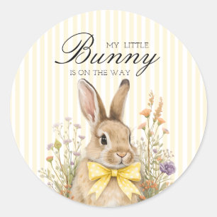 Sticker Rond Une mignonne petite Baby Shower Lapin Floral Ruban