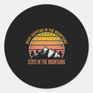 Sticker Rond Vêtements de plein air pour randonnée ce qui se pa