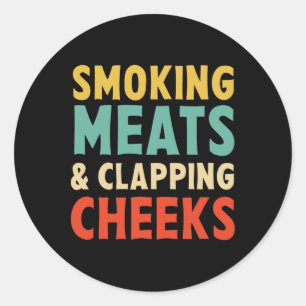 Sticker Rond Viandes Fumées Et Joues De Clavardage Drôle Viande
