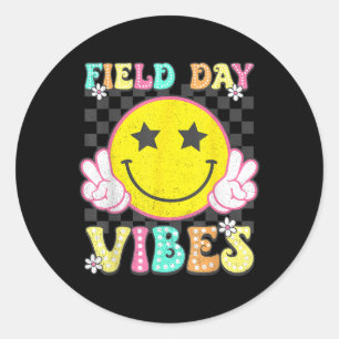 Sticker Rond Vibes De La Journée Du Champ Drôle Excursion 2025