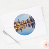 Sticker Rond View of Chicago skyline with reflection (Enveloppe)