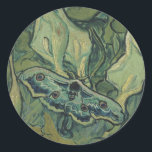 Sticker Rond Vincent van Gogh - Grand Moth Peacock<br><div class="desc">Great Peacock Moth (1889) de Vincent van Gogh est une peinture naturelle de post impressionnisme-nature vintage de beaux-arts. Un insecte, l'Empereur Moth, dans un jardin de printemps avec des fleurs de Calla Lily et d'autres plantes. Van Gogh l'a appelé une "teigne de mort" et a peint un crâne à l'arrière...</div>
