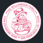 Sticker Rond Vintage Christmas SnowMan Red Ink Adresse de retou<br><div class="desc">autocollant d'adresse de retour de la famille de Noël avec votre nom et adresse en encre rouge typographie stylisée avec un joli bonhomme de neige de Noël dessiné à la main sur un arrière - plan blanc. Ajoutez simplement votre nom et votre adresse. Conçu exclusivement pour vous par Happy Dolphin...</div>
