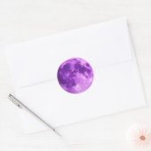 Sticker Rond Violet Moon – Cosmic Minimalist Tee (Enveloppe)