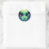Sticker Rond Visage Alien avec des planètes Réflexions dans les (Sac)