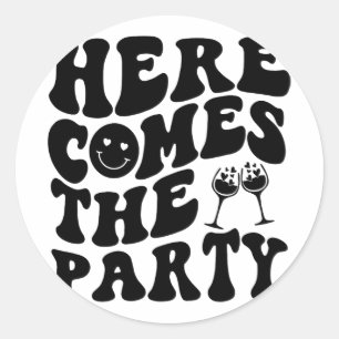 Sticker Rond Voici la fête de mariage rétro groovy Bachelorett