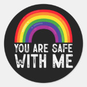 Sticker Rond Vous Êtes En Sécurité Avec Moi Le Mois De La Fiert (Devant)