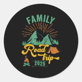 Sticker Rond Voyage sur route familiale 2025 Camping Crew Vacat