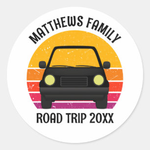 Sticker Rond Voyage sur route pour les vacances de printemps Co