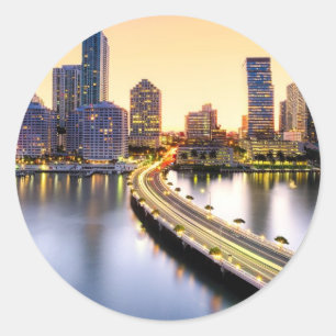 Sticker Rond Vue sur Mandarin Oriental Miami avec réflexion