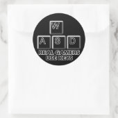 Sticker Rond WASD - Les vrais joueurs utilisent des clés (Sac)