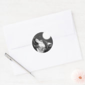 Sticker Rond Wolf Howling à Moon (Enveloppe)