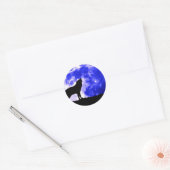Sticker Rond Wolf Howling à Moon (Enveloppe)