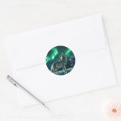 Sticker Rond Wolf Howling Under the Northern Lights (Enveloppe)