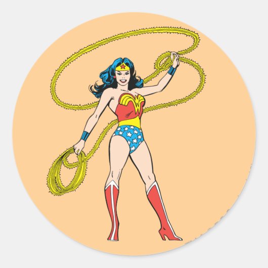 Sticker Rond Wonder Woman debout avec Lasso (Devant)